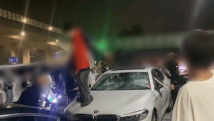 加油站内砸车打人，23名嫌疑人被临沂警方抓获