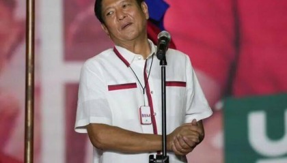 已经顾不上南海了!菲律宾国内局势大乱?马科斯担心重蹈其父覆辙,菲全军进入“红色警戒”