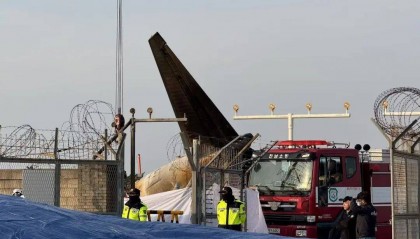 空难幸存33岁空少恐全身瘫痪!机场原为4人防鸟活动当天仅2人值班