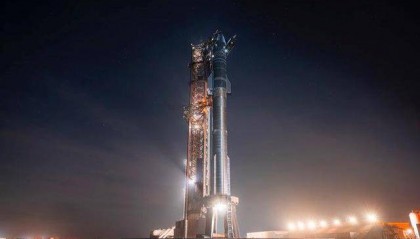 星舰升空，特朗普亲临？“第一兄弟”马斯克葫芦里卖的什么药？