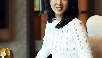 “打败”两个哥哥，48岁首富女儿上位