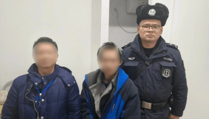 男子失联17年流落乌鲁木齐打工生病,警方相助帮他找到亲人!弟弟:我们一直在找他