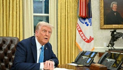 特朗普态度强硬,不许伊朗石油输华,不到1天,伊总统承诺放弃拥核