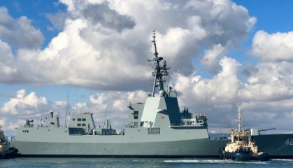 5国军舰闯台海！信号太危险，解放军3大海域实弹射击，全球紧盯
