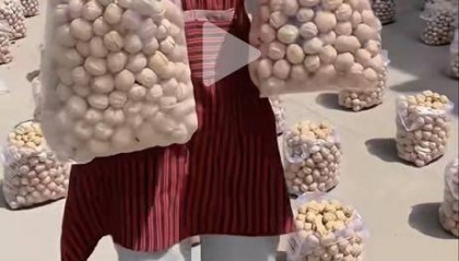 记者帮丨视频里卖核桃展示一大袋“拍1袋发8袋仅79.9元” 老人下单收到8袋一共才1.6斤