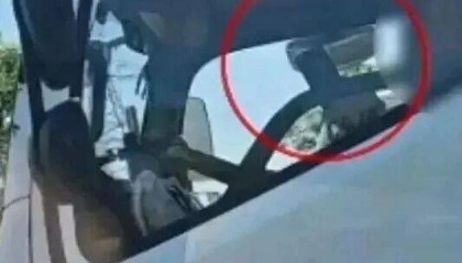 开车看手机、吸烟……您的“随手拍”举报，已查处！