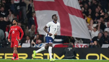 热身赛-萨卡世界波罗杰斯斩获处子球 英格兰3-0威尔士