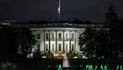 美国白宫降半旗向前总统吉米·卡特的逝世致哀