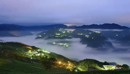 马英九机场发言哽咽，连续13天行程创记录，两岸面临重大关键节点！