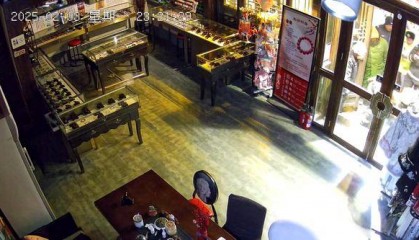 大同“店铺被撬锁开灯”事件引关注 街道回应:正在核查