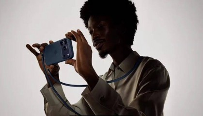 假装挤爆牙膏的苹果，我一点也不想买