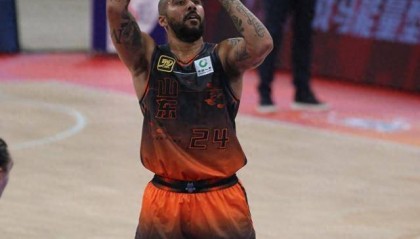 四外援阵容初显威力，山东男篮终于能打“富裕”仗了