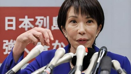 特朗普病急乱投医，竟然要求日本参战，高市早苗答应还是拒绝？