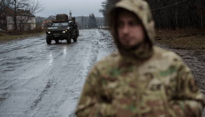 “决战库尔斯克”!俄军一直尝试推进,乌军感到“24小时不间断的压力”