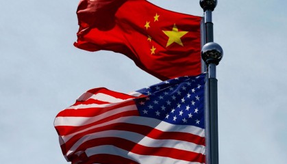 被万亿顺差打醒？美国急着为华树敌，三件事发生 ，证明中国不好惹