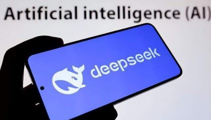 10天跌了3万亿元,Deepseek爆火后,第一个输家出现了