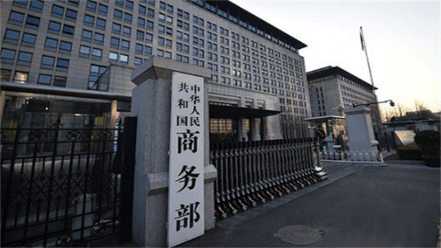 神奇一幕发生了！被美国制裁后，中国却选择“闪击”韩国