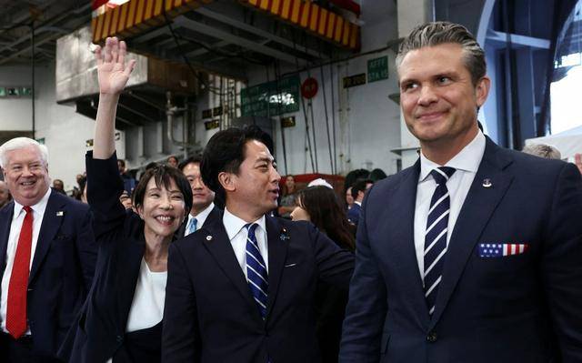 高市早苗刚在台湾问题上玩火,自卫队获准访华,释放的信号不一般