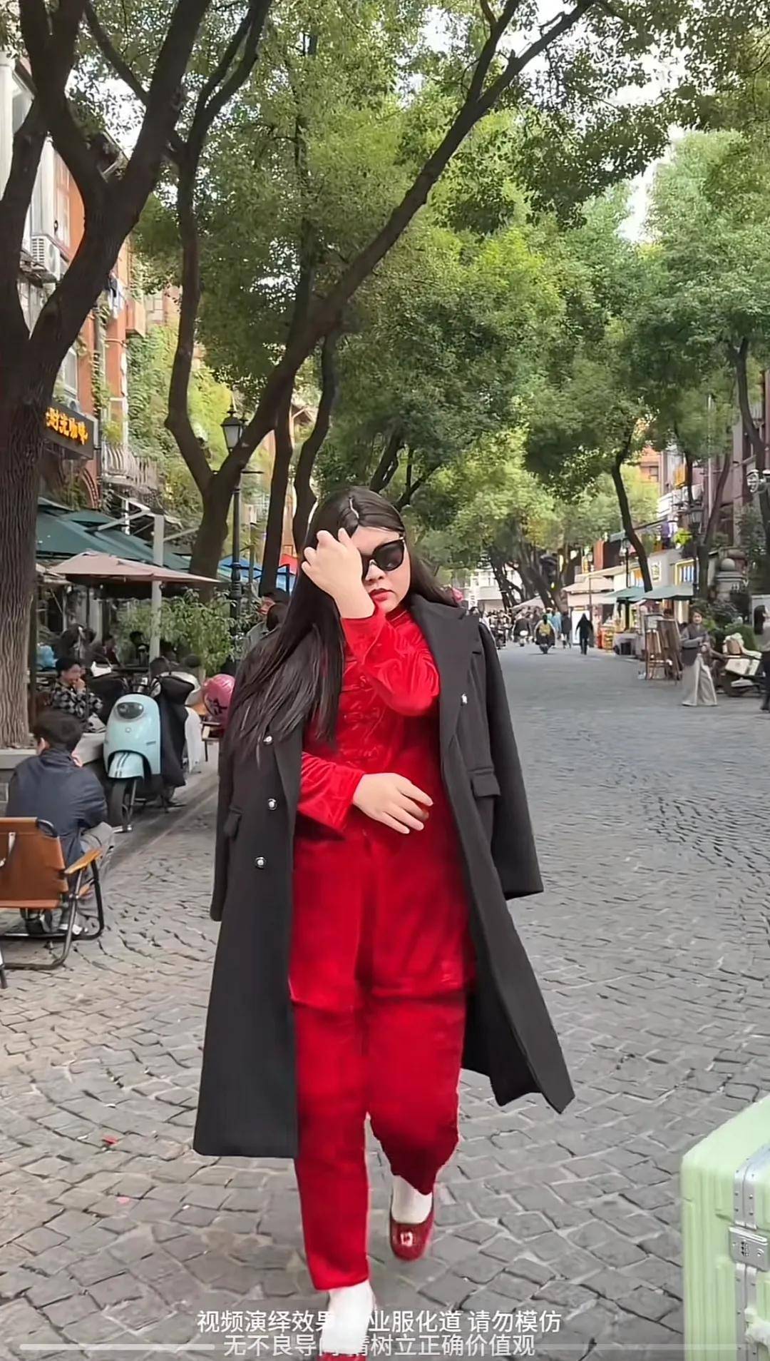 李湘气得翻出了瘦瘦的照片……她年轻时确实是仙女啊!
