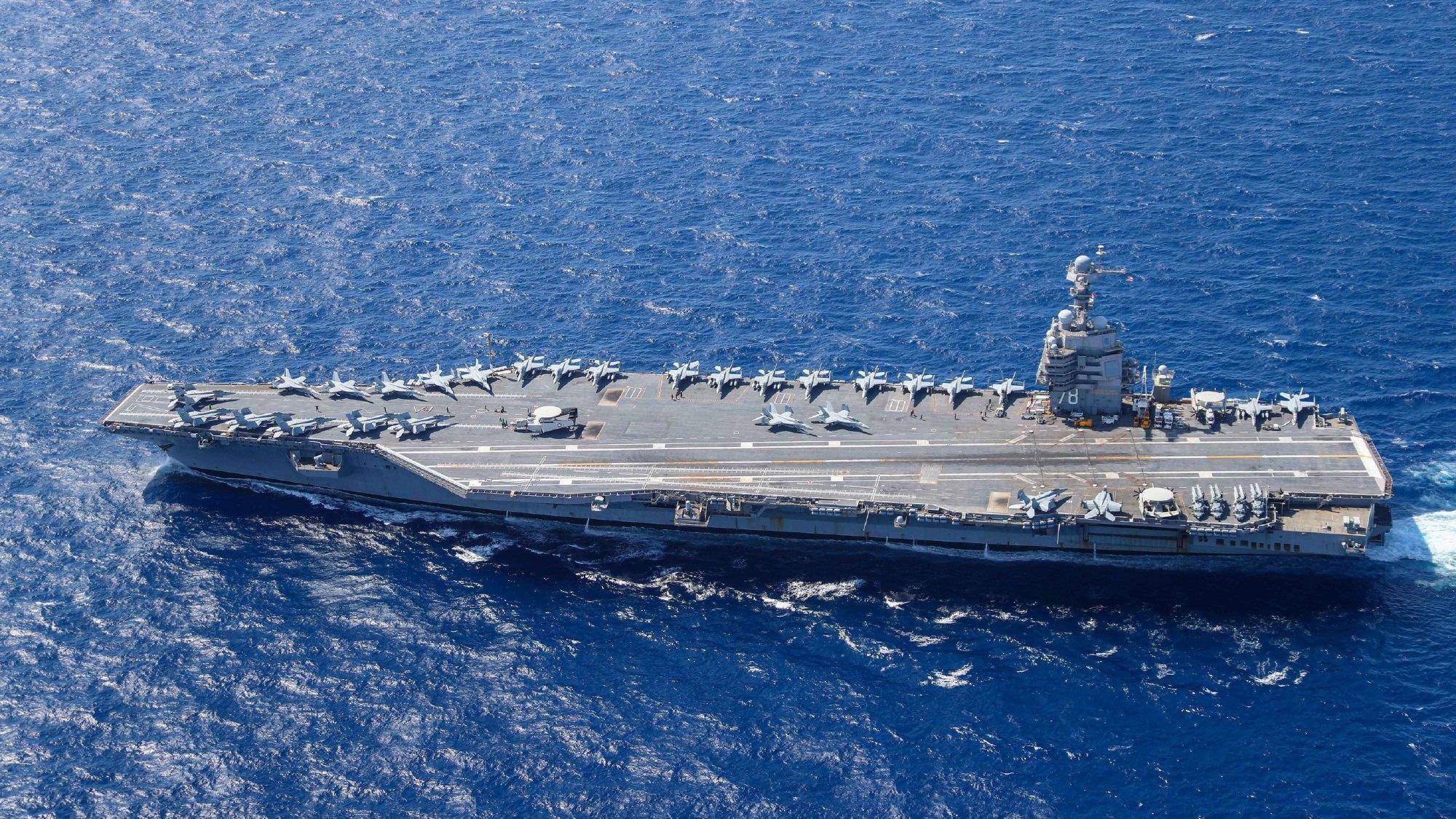 跑了!中国海军福建舰服役后,尼米兹号离开黄岩岛,后撤1000公里