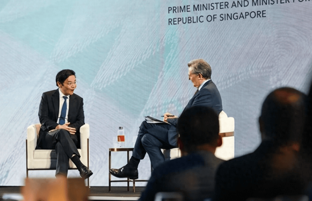 新加坡总理打破沉默,暗示日本已经在努力“降温”,中方应该见好就收