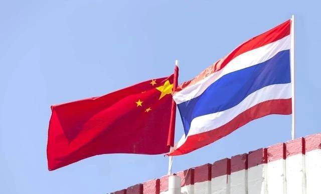 泰国缴获柬埔寨中式武器后，找中国使馆兴师问罪，我方有言在先！