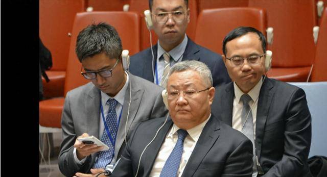 中方点名批评高市,15国无一反对,日本来劲了,又一次大闹联合国
