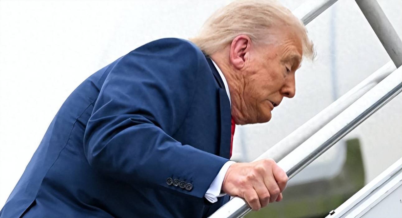 美国改口晚了!欧洲考虑倒向中国,丹麦下放开火权,要让北约陪葬