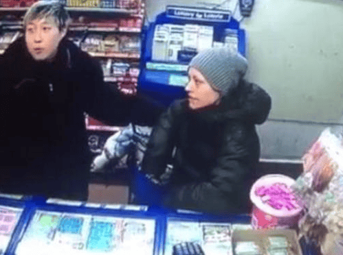 考古|小龙女正式与成龙和解?被曝生活拮据遭父亲经济支援,叛逆多年的她终成熟