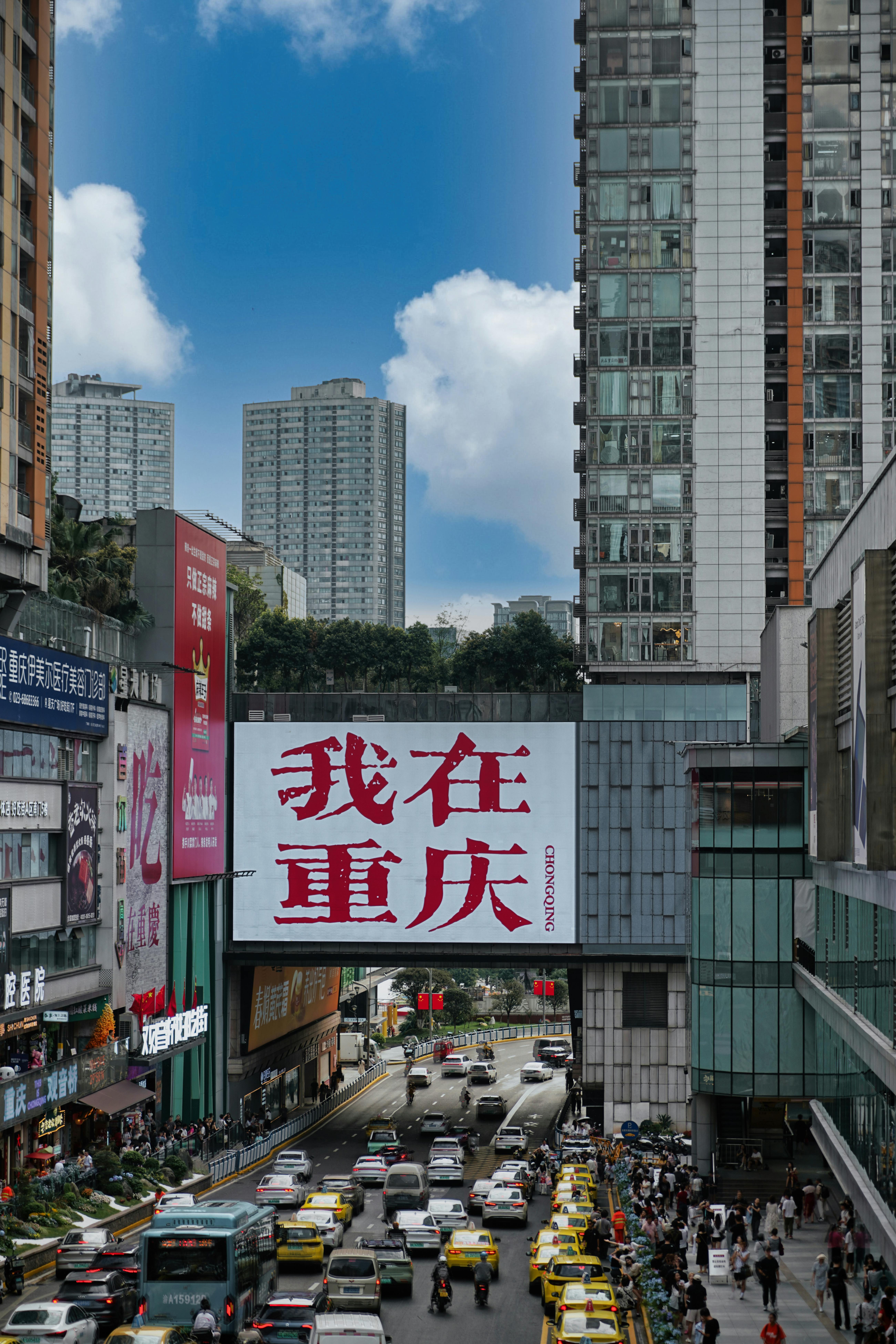 相亲8连败,32岁上海金融男崩溃:年薪百万,有车有房,没人要?