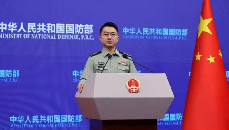 我国海军已配齐“航母五件套”:隐身舰载战斗机、多用途弹射舰载战斗机、固定翼舰载预警机、固定翼电子战机、反潜直升机,国防部回应