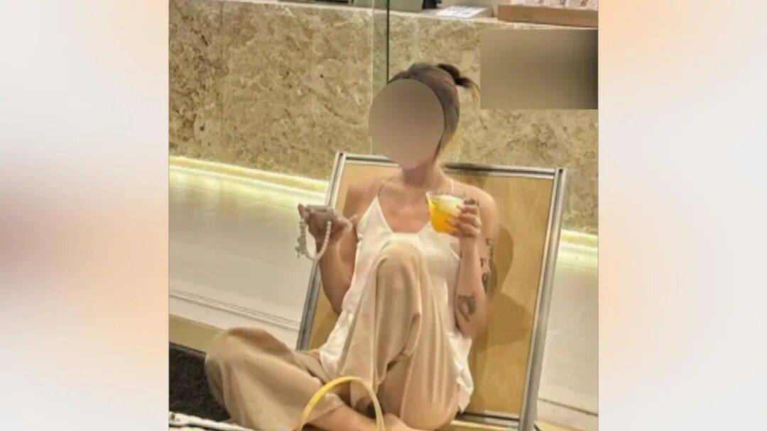 25岁海归男子恋上浙江离异老板娘,分手后追讨12万:每个月给她点外卖都要五六千,对方却没转过一分钱,每次转账还要写自愿赠与,准备起诉