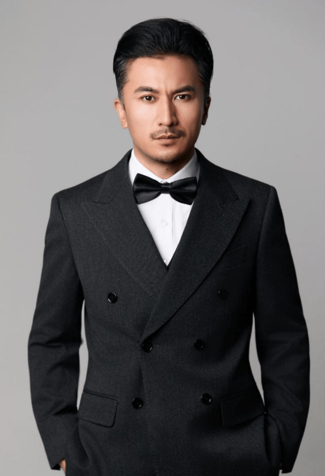 “接不到戏，收入基本断了”，38岁演员求职景区NPC：工作量断崖式下跌，留给我试错的时间不多了
