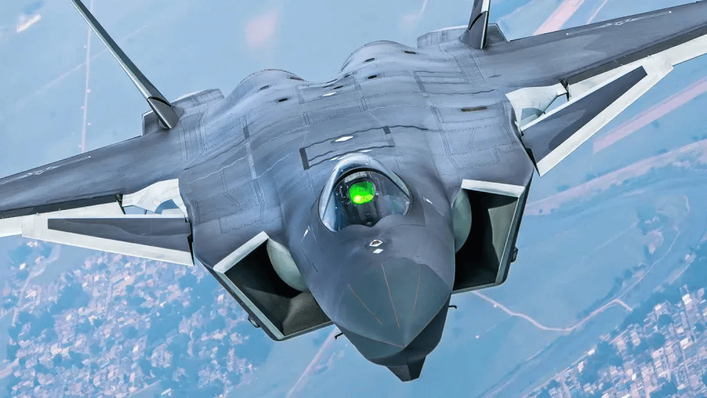 歼-20、F-22“黯然失色”?苏-57S打开弹舱惊现4枚X-69M,歼-20为何带不了空面导弹?